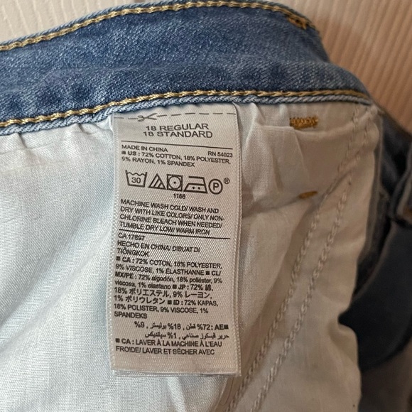 OLD NAVY Rockstar High Rise Medium Wash Size 18 Regular - Picture 7 of 9